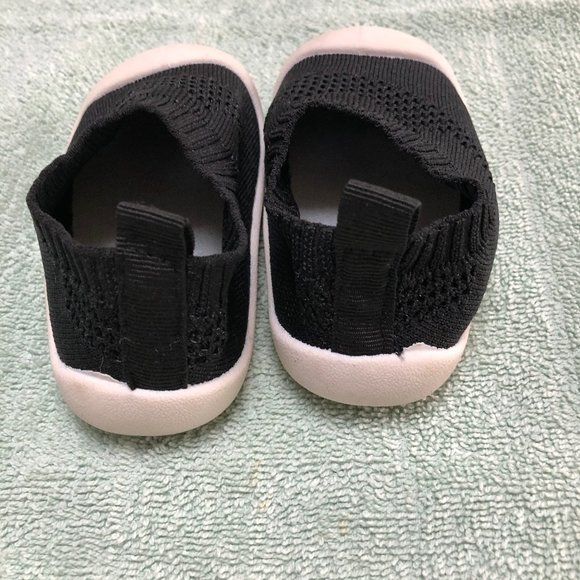 POMPONS shoes, Non-slip, Slip on, Toddler Size "15," black/white NWOT - Picture 3 of 6